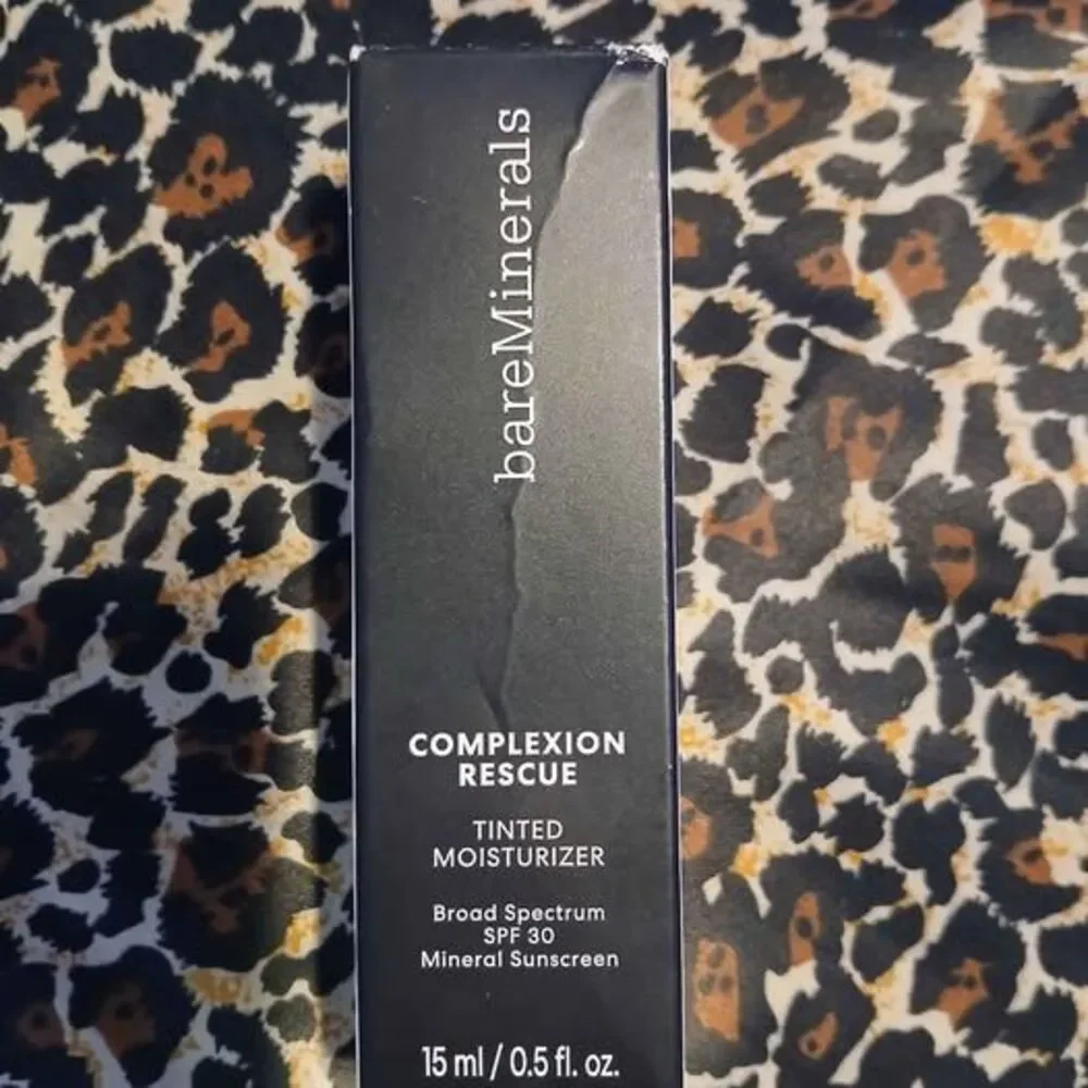 bareMinerals Complexion Rescue Tinted Moisturizer - Terra 8.5